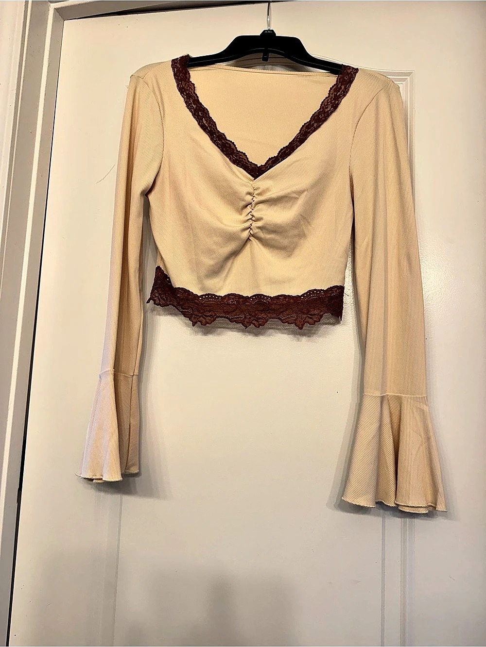 Cropped Long Sleeve Top in Beige & Brown Like New